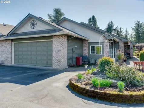 2189 NW Doral Street Mcminnville OR 97128