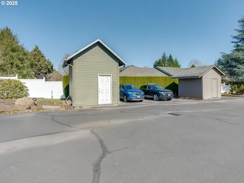 2189 NW Doral Street Mcminnville OR 97128