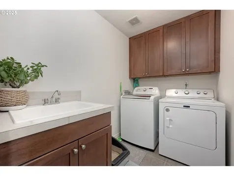 9517 SE Denali Drive Happy Valley OR 97086