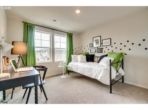 4864 Breitenbush Avenue NE Salem OR 97301