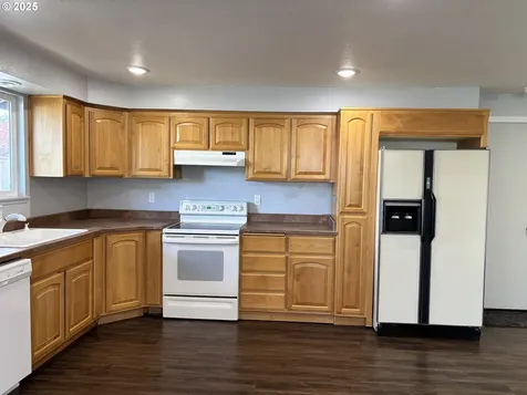 1121 Boyer Court Brookings OR 97415