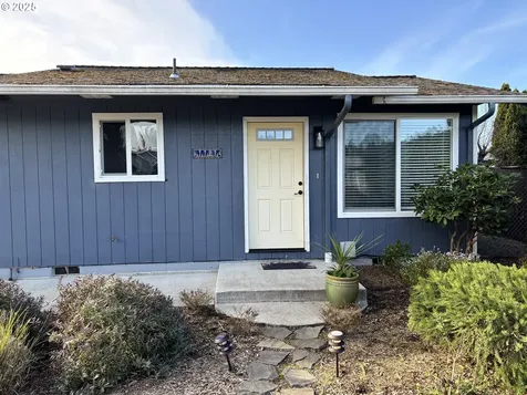 1121 Boyer Court Brookings OR 97415
