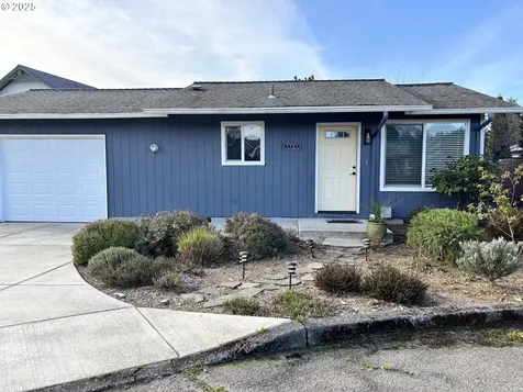 1121 Boyer Court Brookings OR 97415