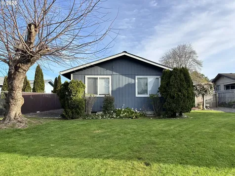 1121 Boyer Court Brookings OR 97415