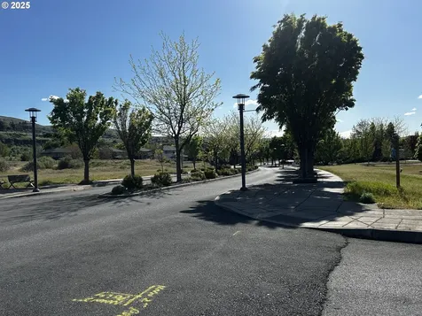 1400 Lone Pine Boulevard The Dalles OR 97058
