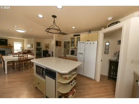 104 Sea Cliff Terrace Brookings OR 97415