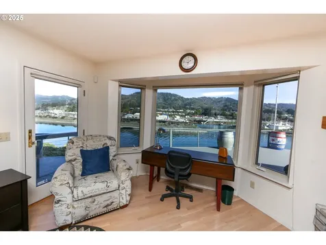 104 Sea Cliff Terrace Brookings OR 97415