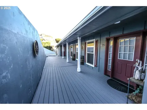104 Sea Cliff Terrace Brookings OR 97415