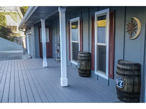 104 Sea Cliff Terrace Brookings OR 97415