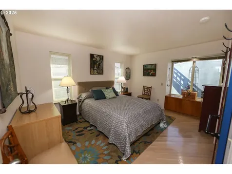 104 Sea Cliff Terrace Brookings OR 97415