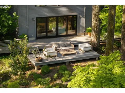 445 NW Skyline Boulevard Portland OR 97229