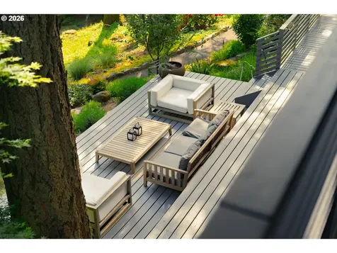445 NW Skyline Boulevard Portland OR 97229