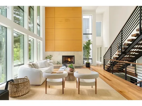 445 NW Skyline Boulevard Portland OR 97229