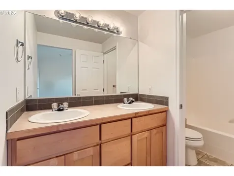 6565 NE Deer Run Street Hillsboro OR 97124