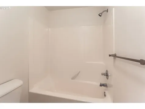 6565 NE Deer Run Street Hillsboro OR 97124
