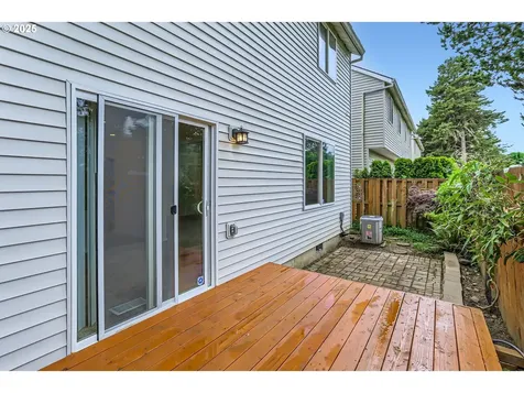 6565 NE Deer Run Street Hillsboro OR 97124