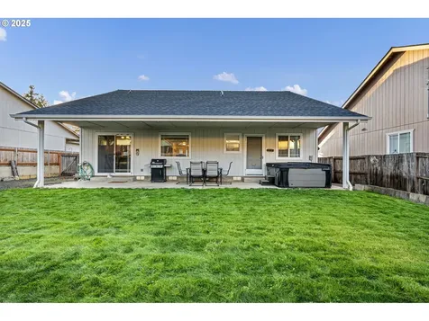 1904 S 6th Street Cottage Grove OR 97424