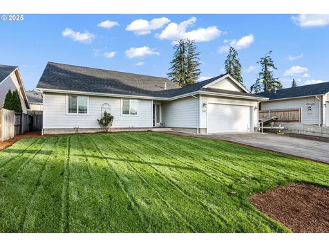 1904 S 6th Street Cottage Grove OR 97424