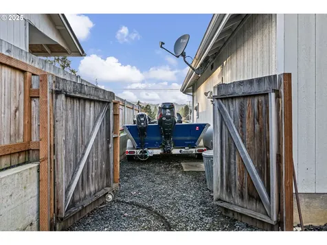 1904 S 6th Street Cottage Grove OR 97424