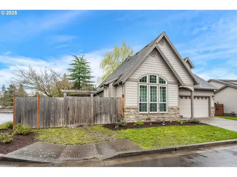 7552 Camden Street NE Keizer OR 97303