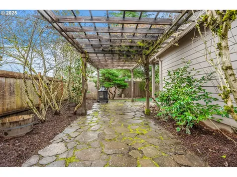 7552 Camden Street NE Keizer OR 97303
