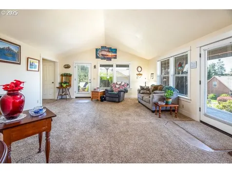 1620 Samuel Drive Cottage Grove OR 97424