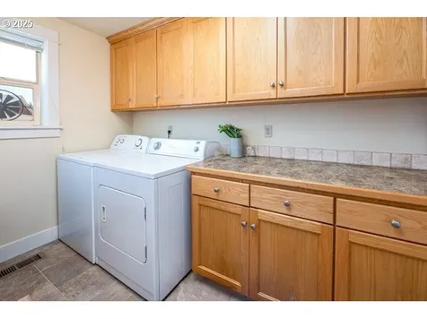 1620 Samuel Drive Cottage Grove OR 97424