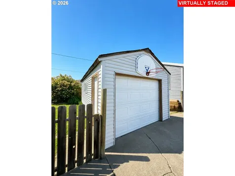 2323 Failing Avenue Baker City OR 97814