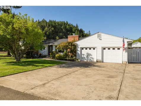 443 Old Garden Valley Road Roseburg OR 97471