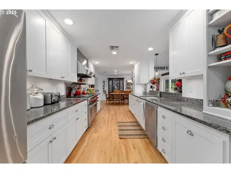 443 Old Garden Valley Road Roseburg OR 97471