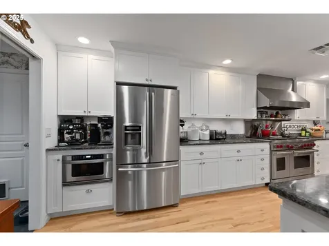 443 Old Garden Valley Road Roseburg OR 97471