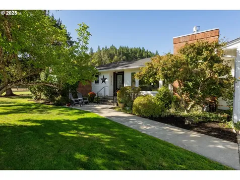 443 Old Garden Valley Road Roseburg OR 97471