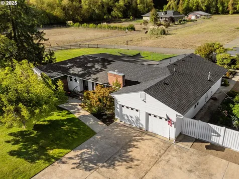 443 Old Garden Valley Road Roseburg OR 97471