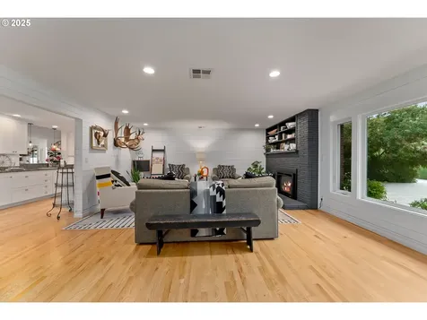 443 Old Garden Valley Road Roseburg OR 97471