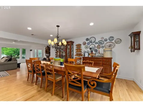 443 Old Garden Valley Road Roseburg OR 97471