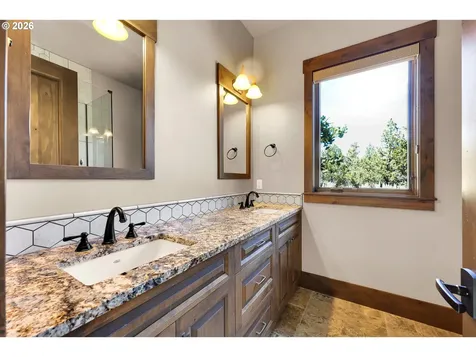 250 NE Goodpasture Loop Terrebonne OR 97760
