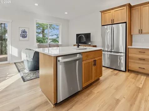 1455 SE Marine Avenue Lincoln City OR 97367