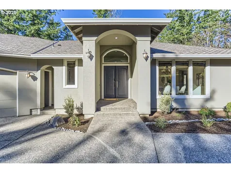 13935 NW Glendoveer Drive Portland OR 97231