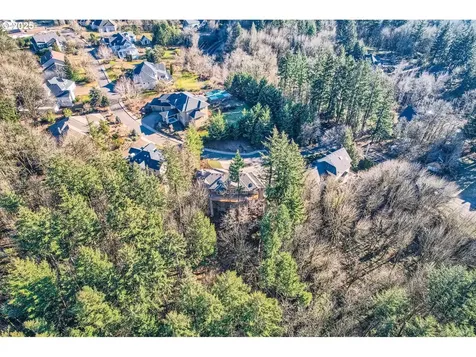 13935 NW Glendoveer Drive Portland OR 97231