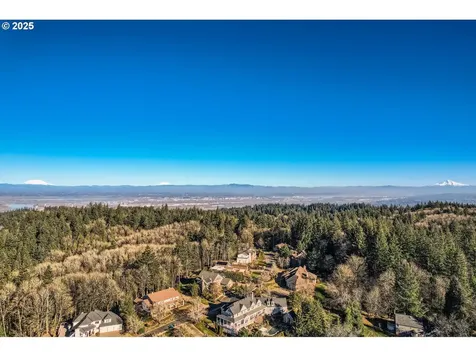 13935 NW Glendoveer Drive Portland OR 97231