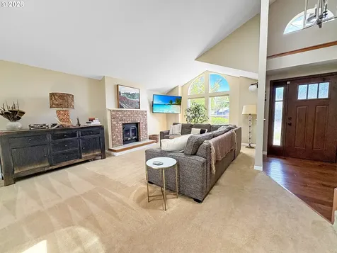 1040 SW Tall Oaks Drive Mcminnville OR 97128