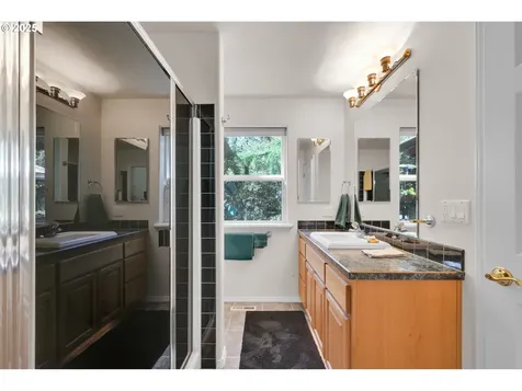3446 Baywood Street Eugene OR 97404