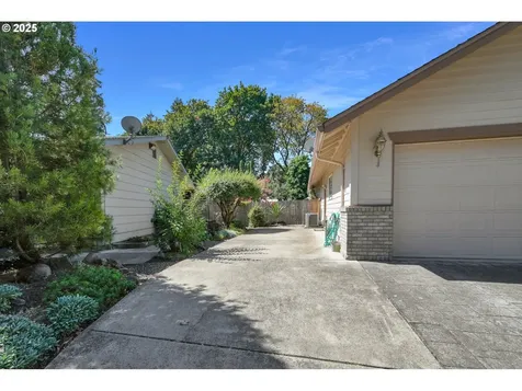 3446 Baywood Street Eugene OR 97404