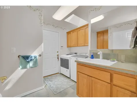 3446 Baywood Street Eugene OR 97404
