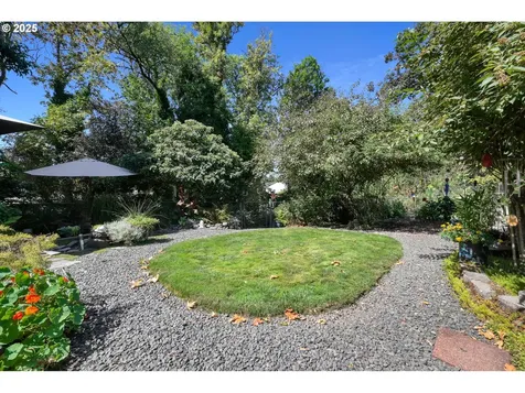 3446 Baywood Street Eugene OR 97404