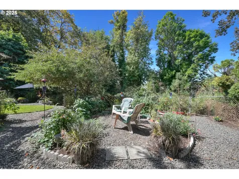 3446 Baywood Street Eugene OR 97404