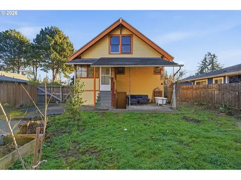 7619 SE Insley Street Portland OR 97206