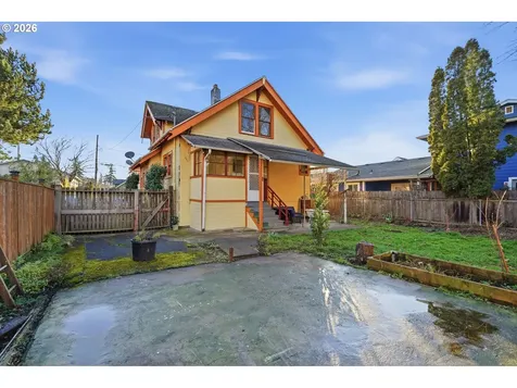 7619 SE Insley Street Portland OR 97206