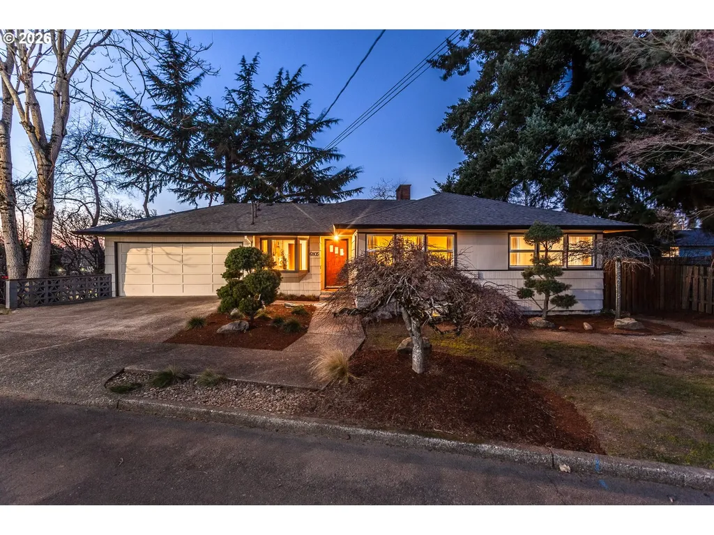 6805 NE Multnomah Street Portland OR 97213