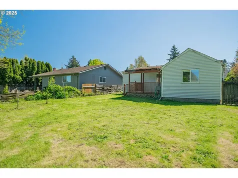 5037 NE Alberta Street Portland OR 97218